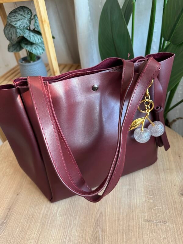 حقيبة ب ٣ خانات لون ماروني