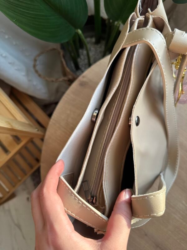 img_0199 حقيبة ب ٣ خانات لون بيجي