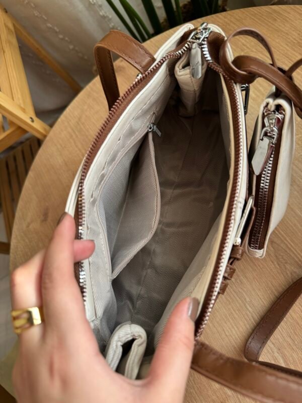 حقيبة بتصميم مميز