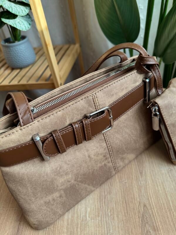 حقيبة بتصميم مميز