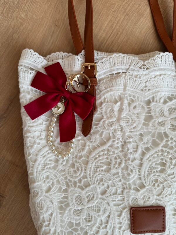 حقيبة دانتيل راقيه(بدون المداليه)