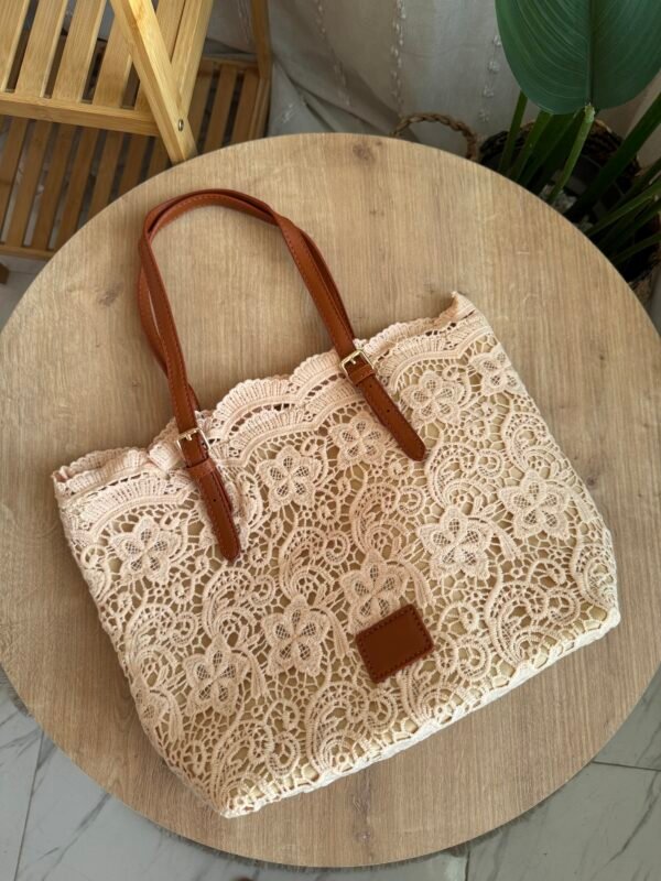 حقيبة دانتيل راقيه