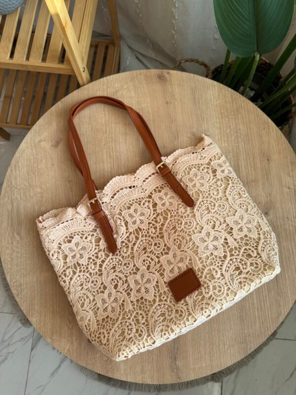 حقيبة دانتيل راقيه