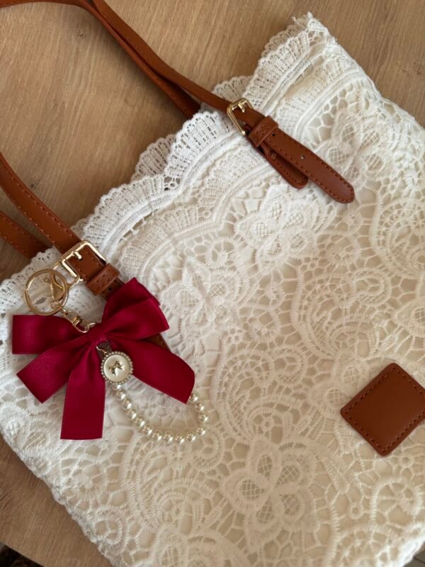 حقيبة دانتيل راقيه(بدون المداليه)