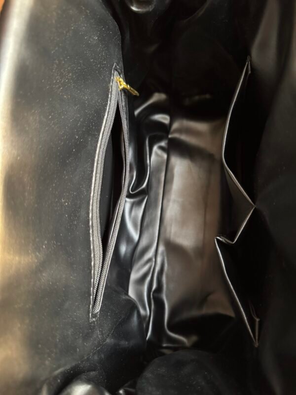 حقيبة مخمل لون ماروني