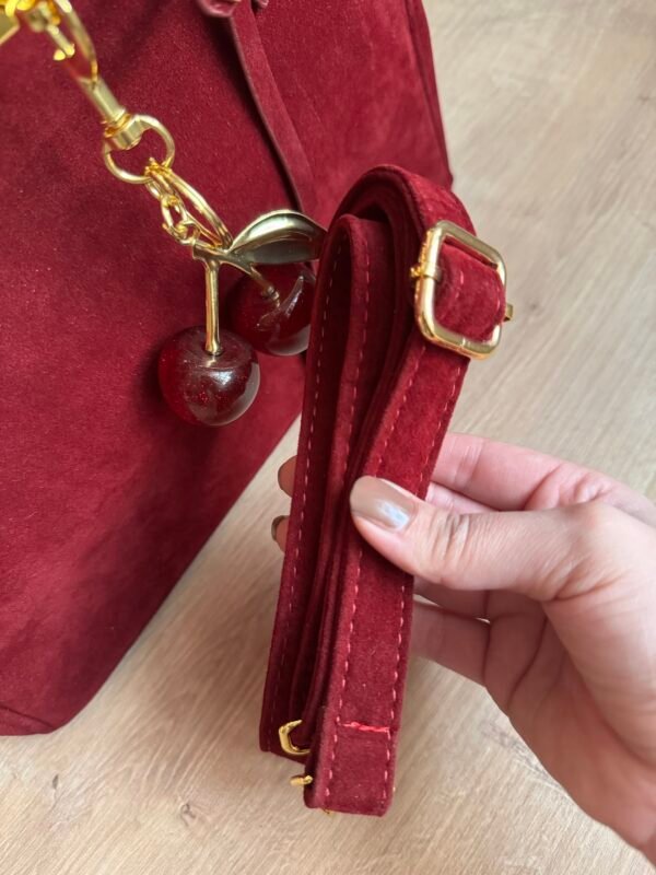 حقيبة مخمل لون ماروني