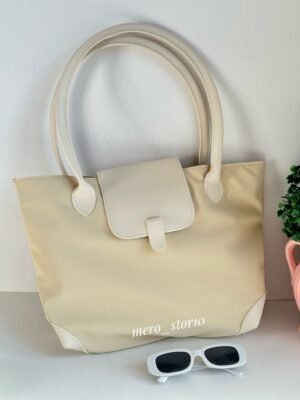 حقيبة اوف وايت