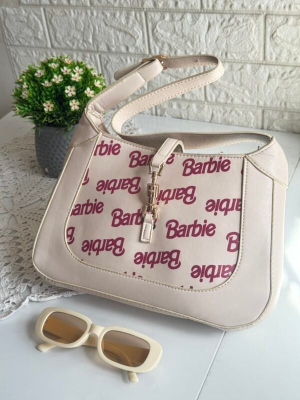 حقيبة باربي لون اوف وايت
