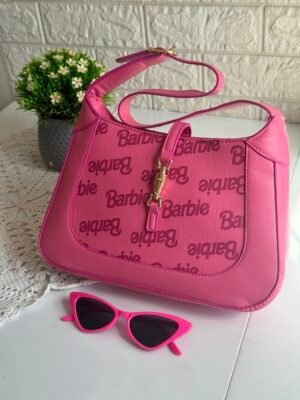 حقيبة باربي لون وردي