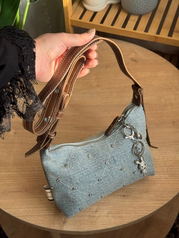 حقيبة كابوي وسير بني