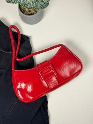 حقيبة روغان لون احمر