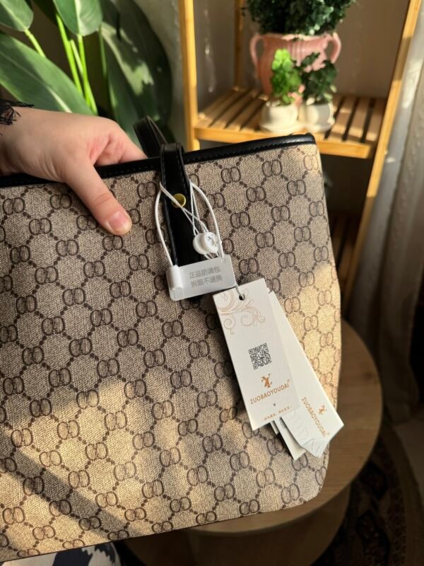 img_8821-2 حقيبة مع جزدان