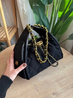 حقيبه شانيل لون اسود